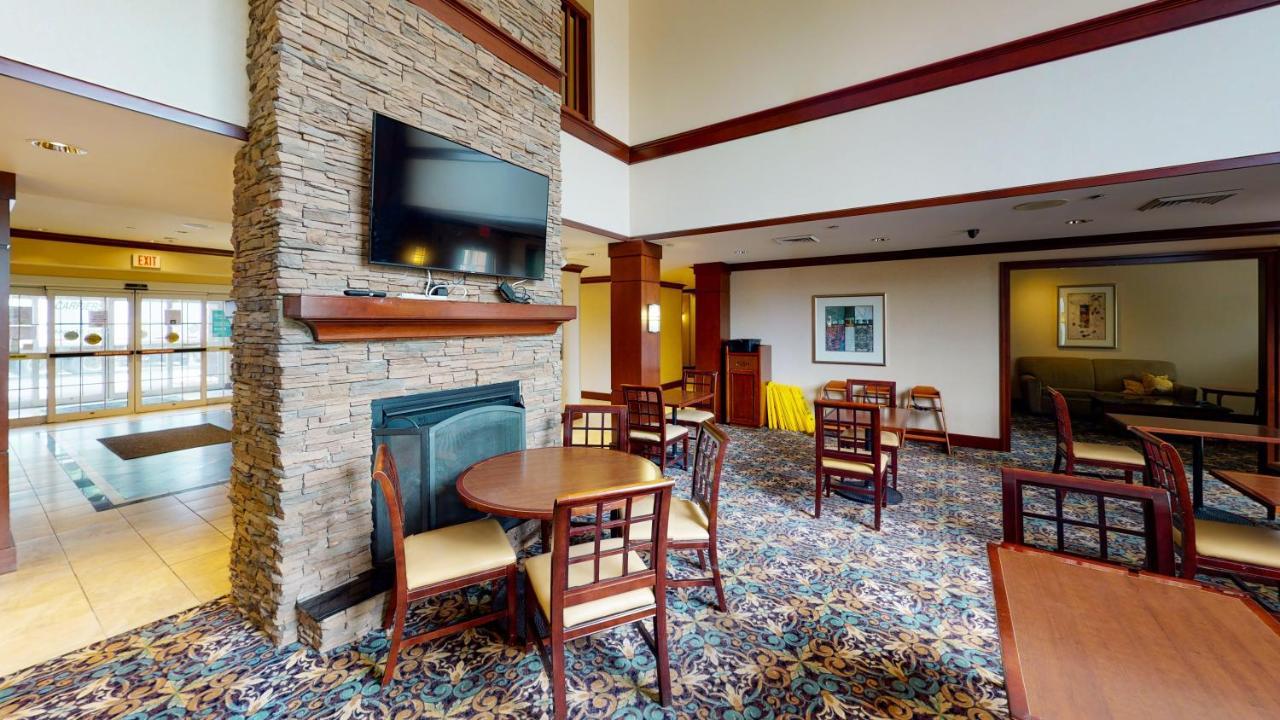 Staybridge Suites - Philadelphia Valley Forge 422, An Ihg Hotel Royersford Exterior photo